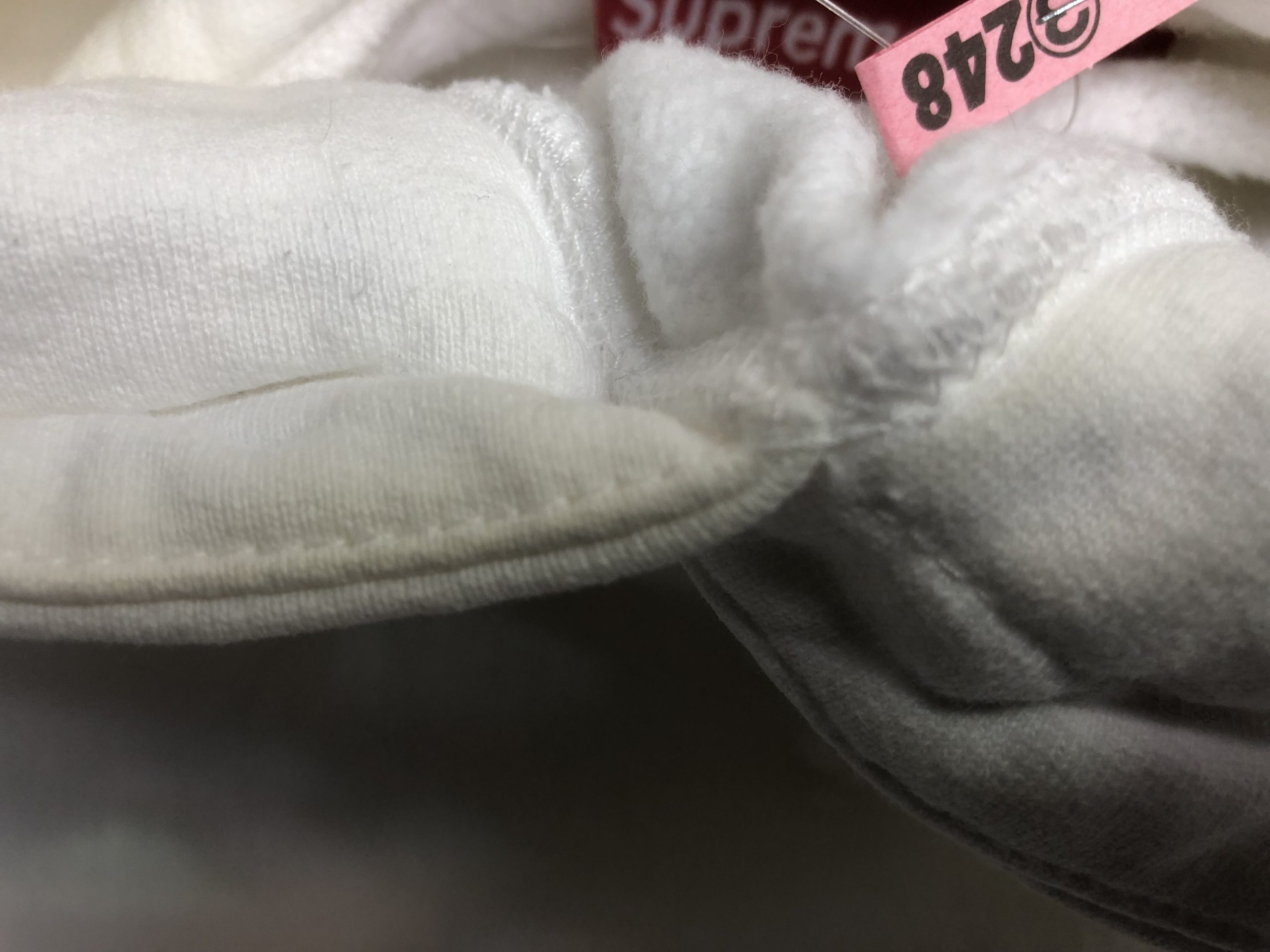 黄ばみ シミ抜き クリーニング 【 Supreme （ シュプリーム